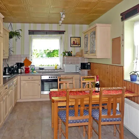 Ferienhaus Am Wald * Freest