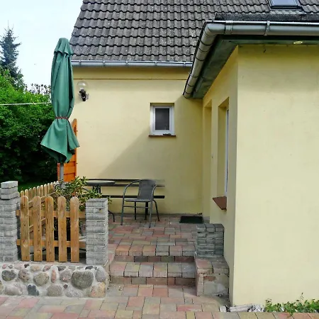 Ferienhaus Am Wald * Freest